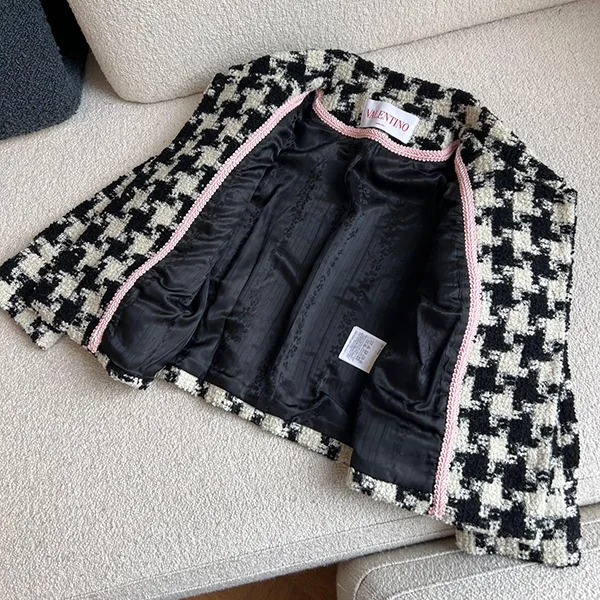 絶対欲しい！ヴァレンティノ 偽物 ガラヴァーニ マクロ 千鳥格子 ジャケット Vuc36405